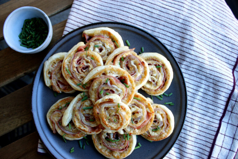 ham and cheese pinwheels